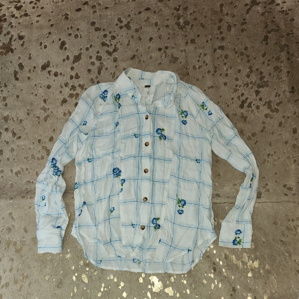 Free People Blue and White Watercolor Blouse - Picture 1 of 5